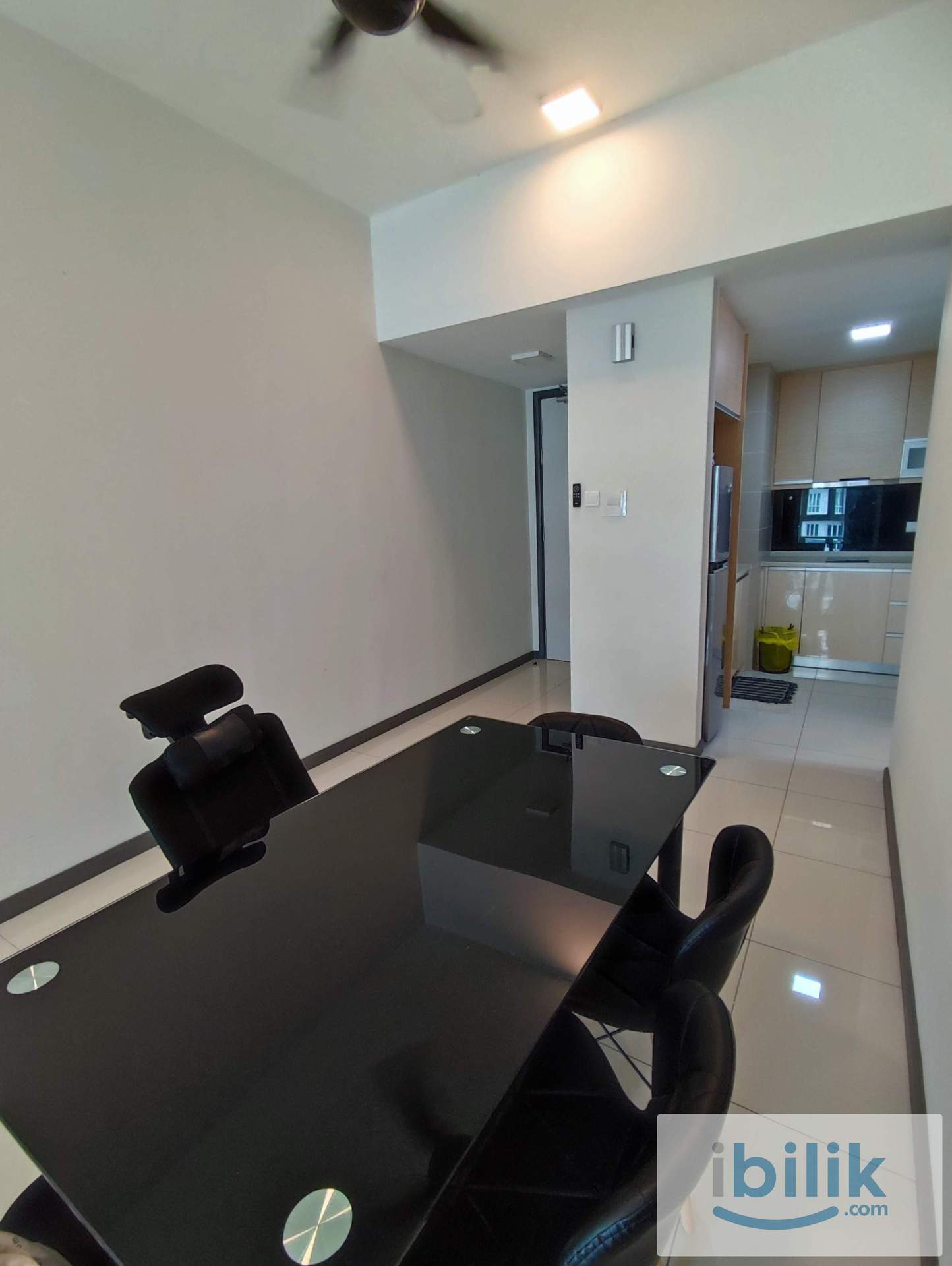 Middle Room (R2) TIARA MUTIARA 2, JLN PUCHONG, TAN YEW LAI, BLOOMSDALE MALL - Image 2