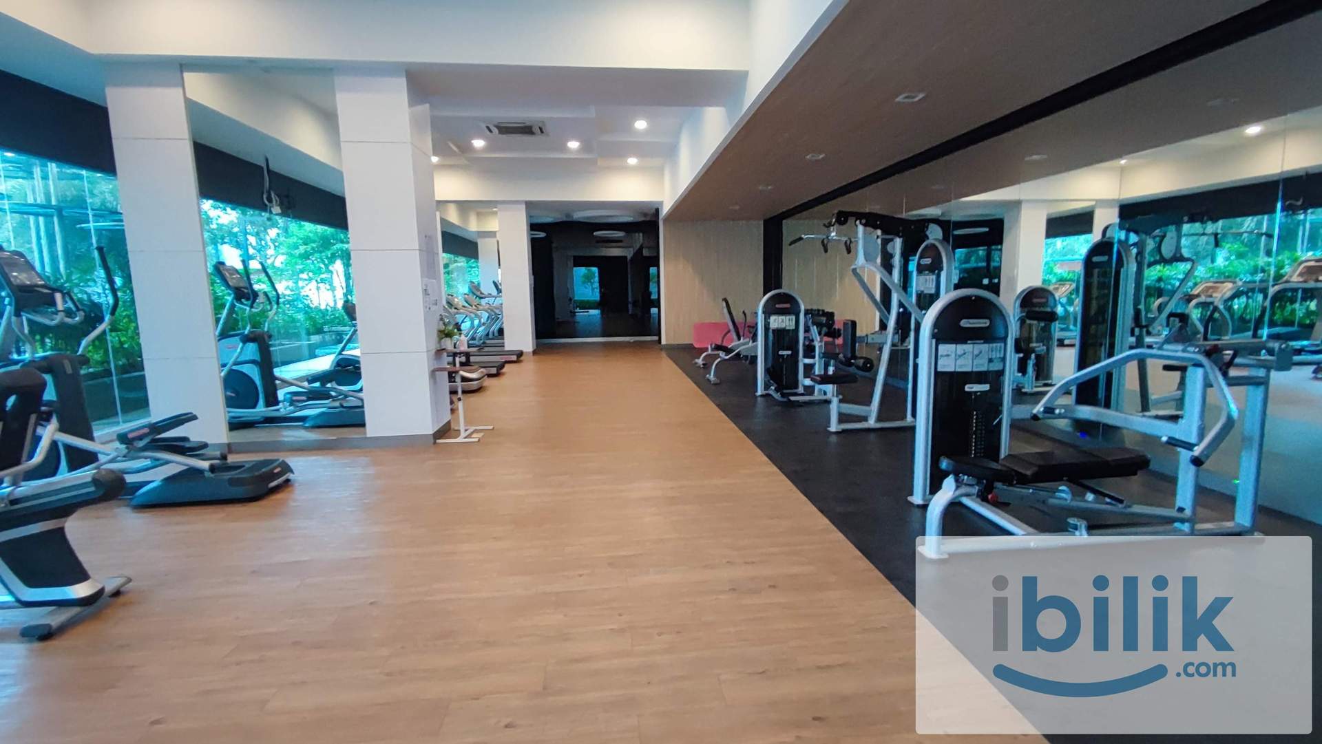 Middle Room (R2) TIARA MUTIARA 2, JLN PUCHONG, TAN YEW LAI, BLOOMSDALE MALL - Image 8