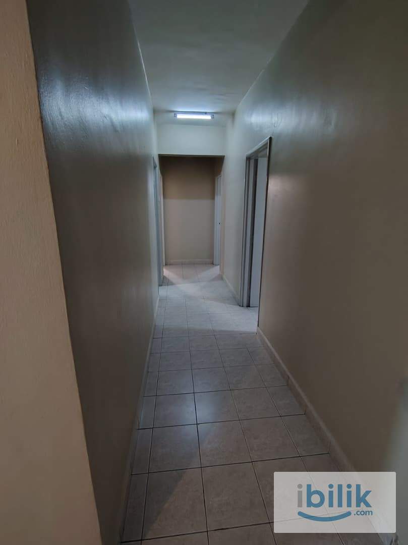 F/Furnish Single Room with Balcony D'Aman Ria Condo PJ Kelana Jaya for rent  - Image 7