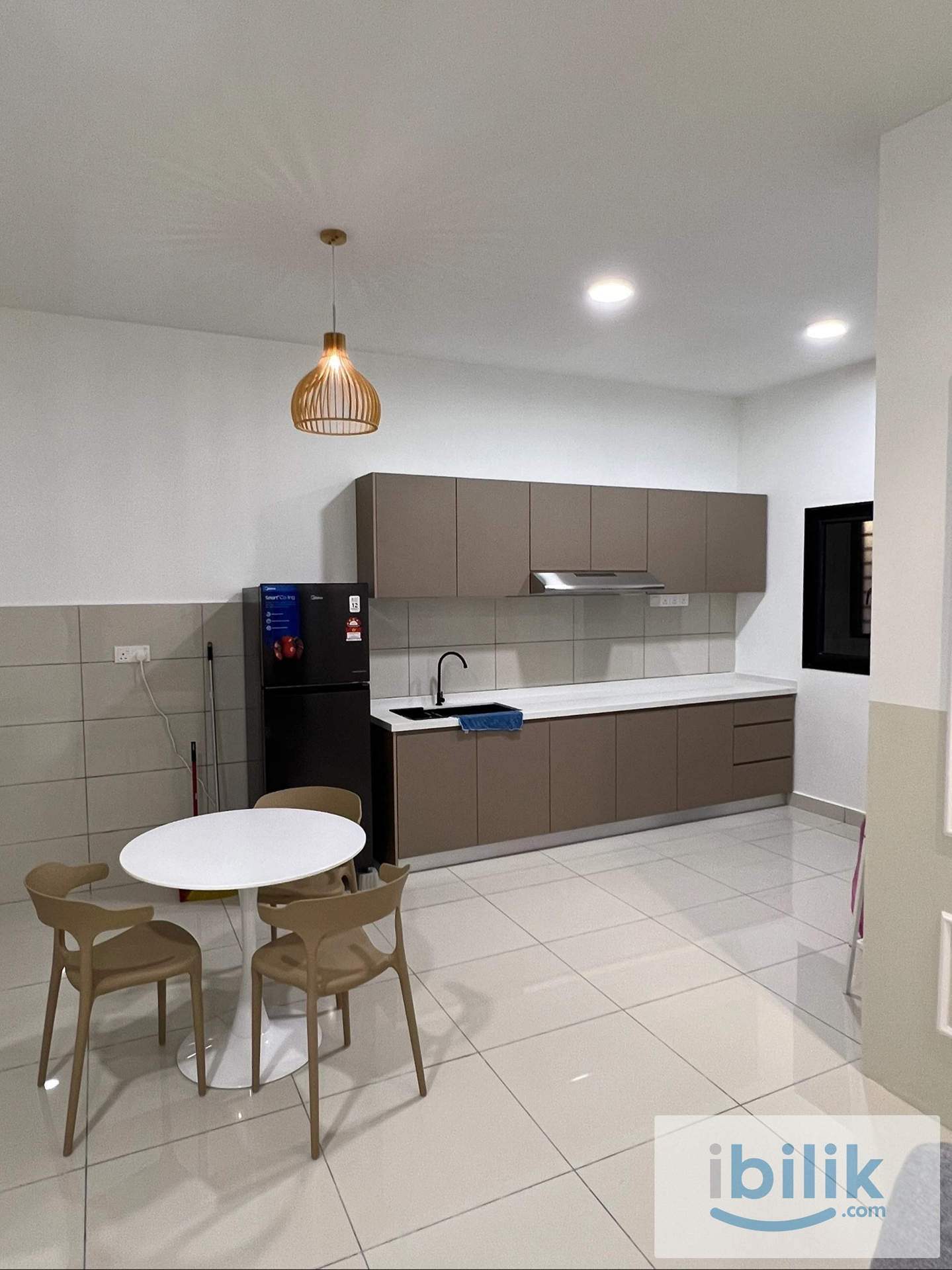 Small Room @The Havre Residence - Image 3