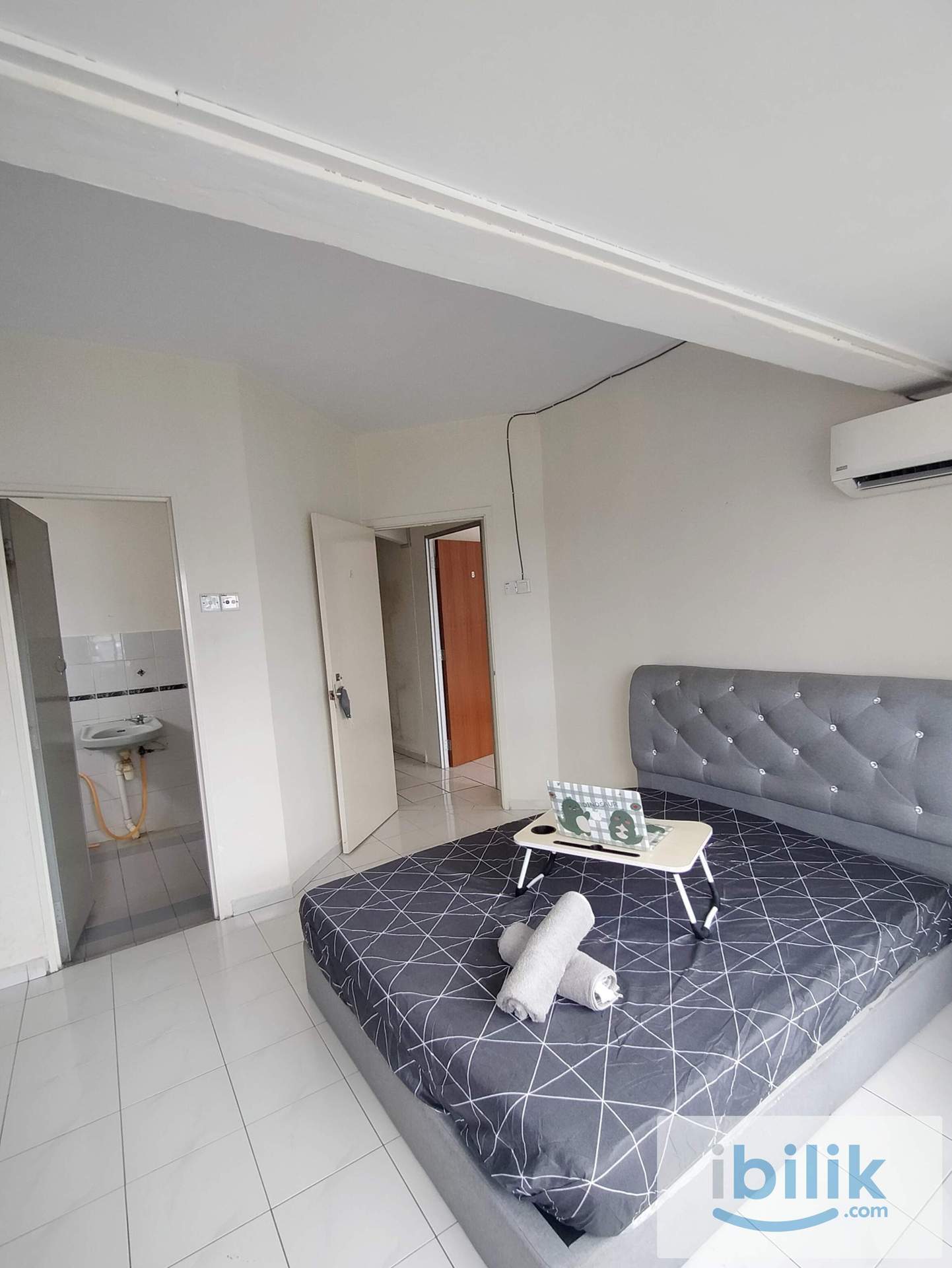 Master room for rent at BAM Villa Condominium Maluri Cheras Near MRT LRT Sunway Velocity - Image 1