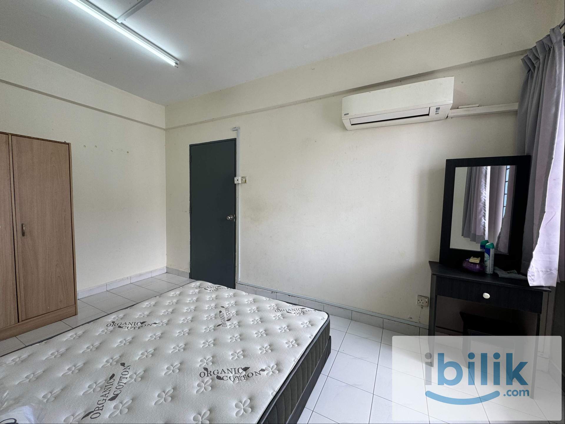 Middle Room at Seri Mas, Bandar Sri Permaisuri Cheras Taman Ikhsan Taman Ikan Emas Near MRT - Image 5