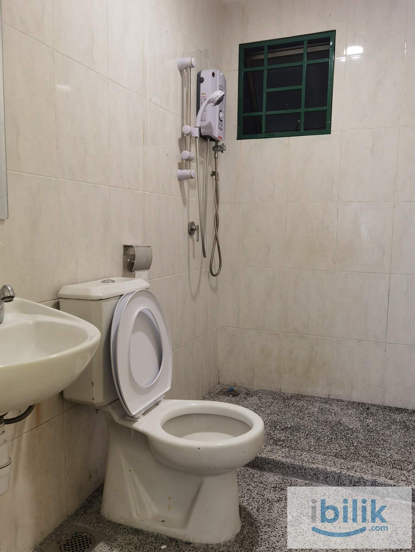 [Walking to MRT] Cheras Room Connaught Avenue Taman Connaught Cheras Near MRT - Image 3