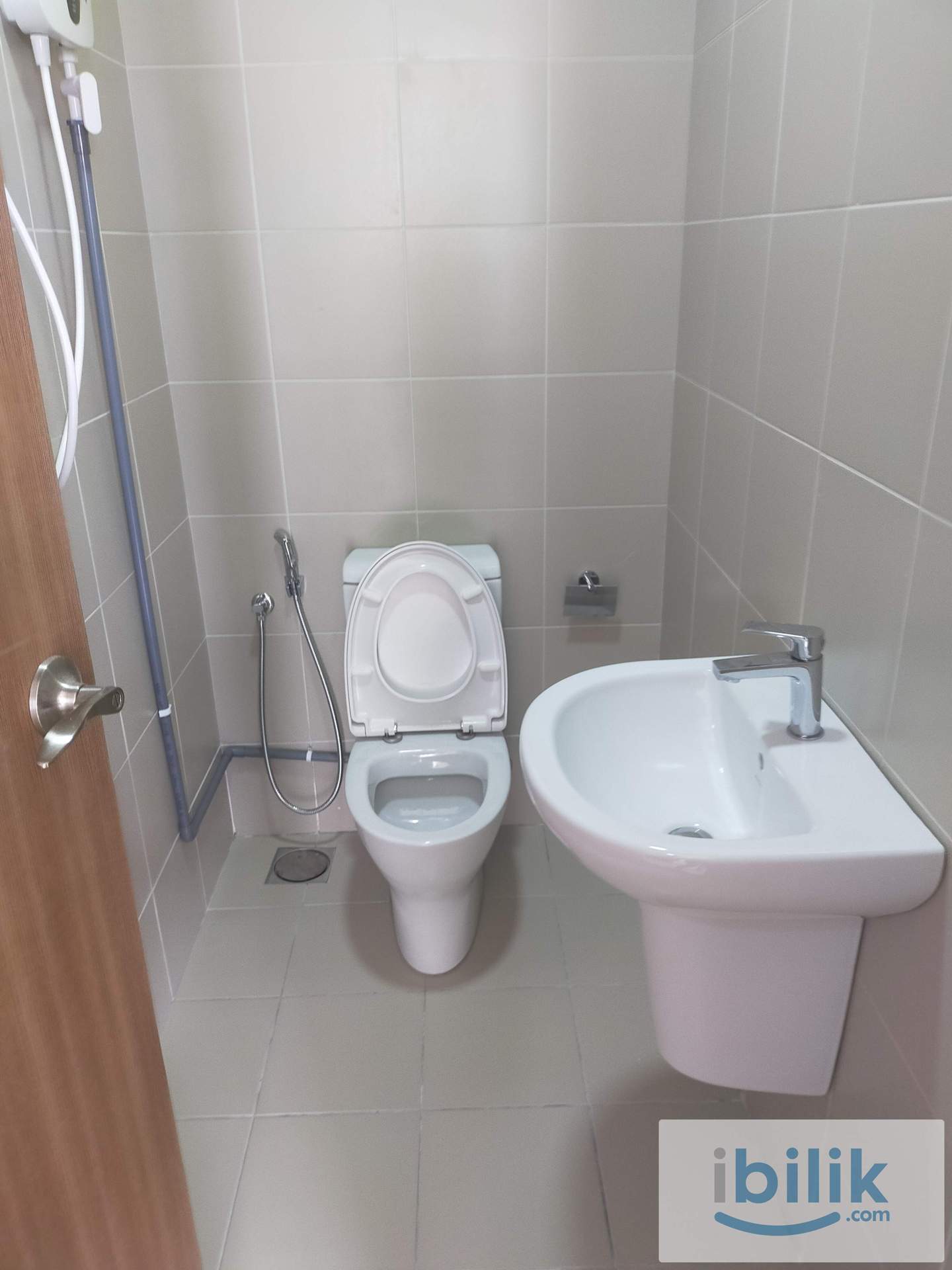 Single Room at Green Residence, Cheras South Batu 9 Cheras Taman Rasa Sayang Near MRT - Image 4