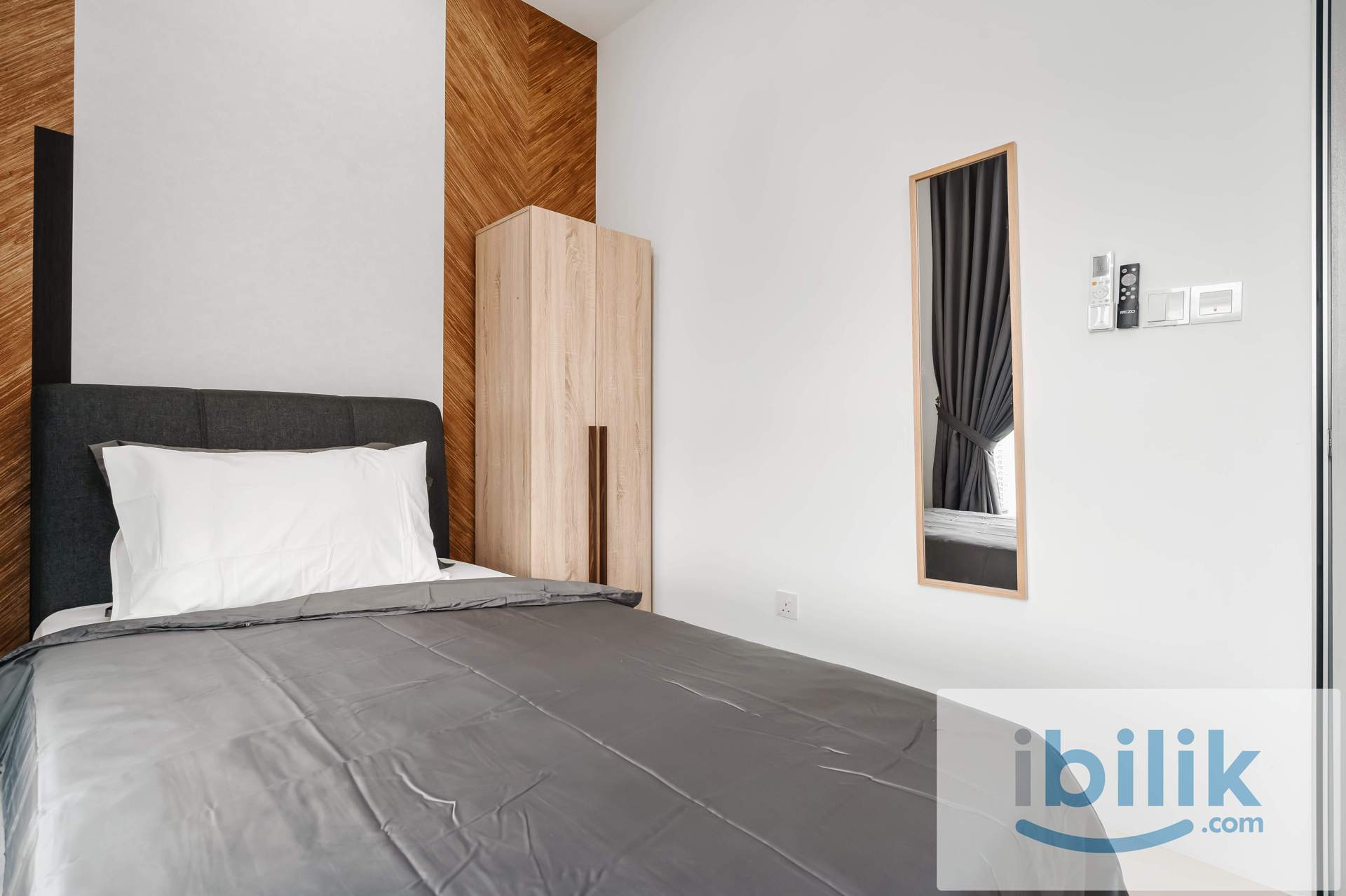 Middle Room at Rica Residence, Sentul [PROMO] [FULLY FURNISHED] - Image 3