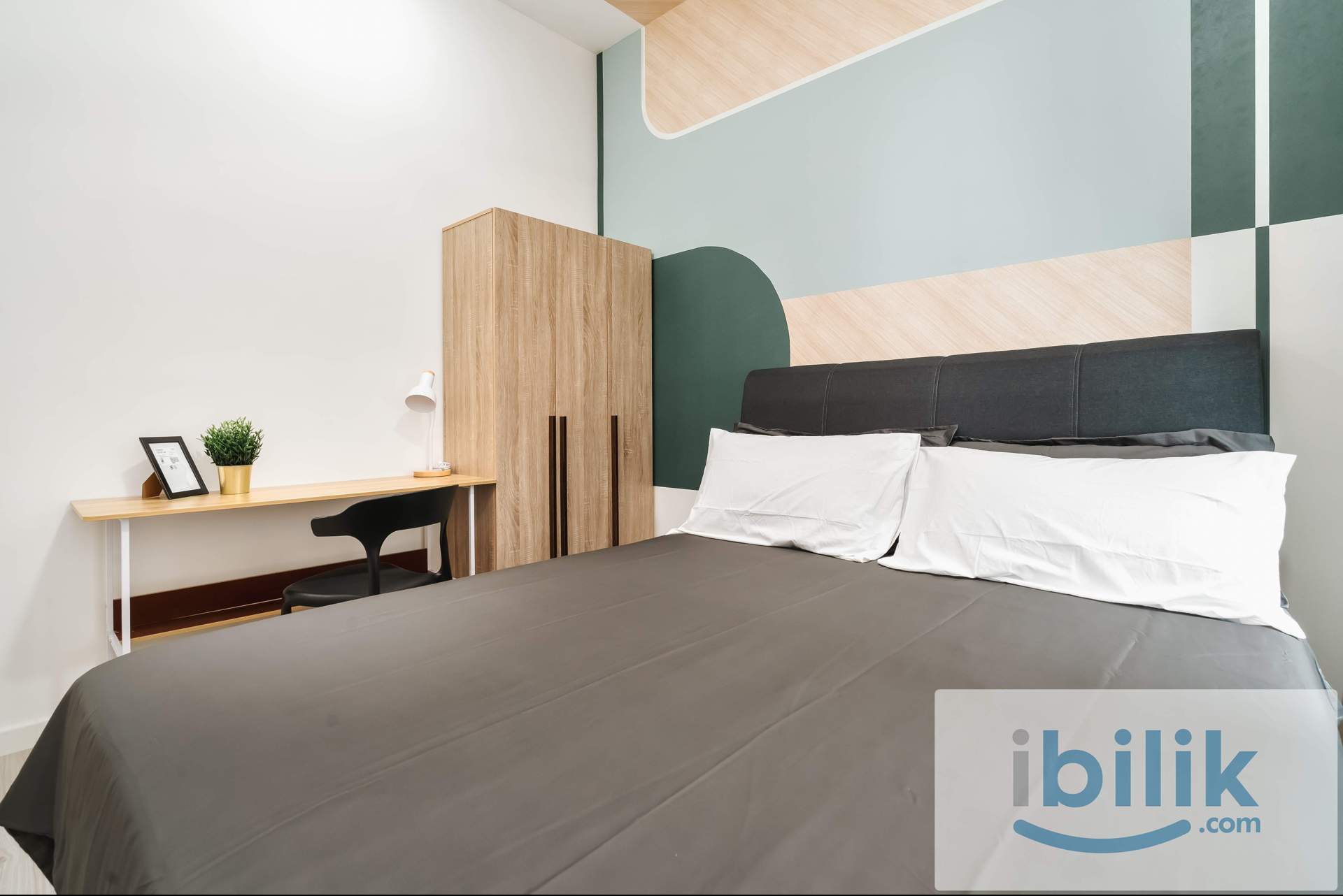 Middle Room at Meta Residence, Seri Kembangan [PROMO] [FULLY FURNISHED] - Image 4
