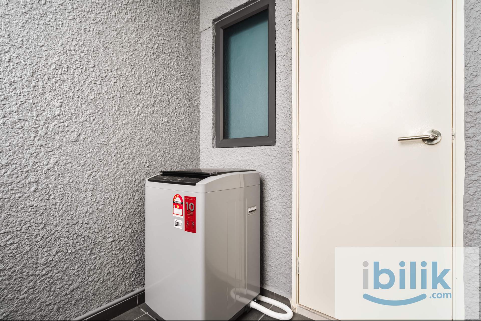 Middle Room at Meta Residence, Seri Kembangan [PROMO] [FULLY FURNISHED] - Image 8