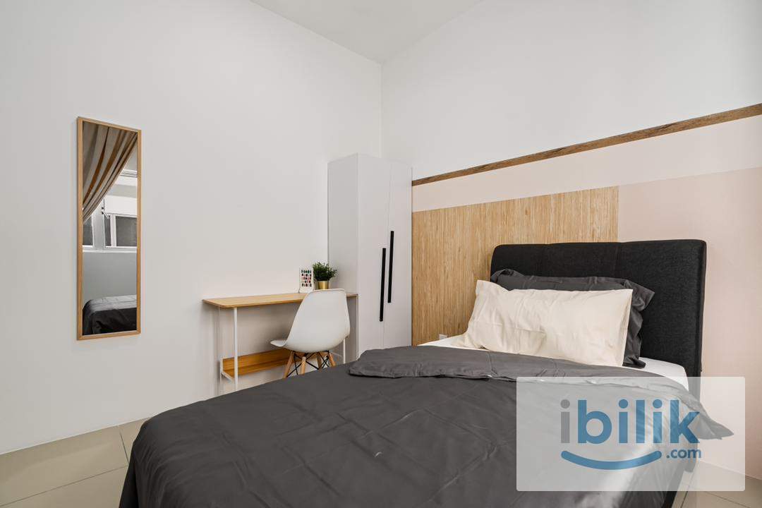 Middle Room at Platinum Splendor Residence, Semarak [FULLY FURNISHED] [PROMO]  - Image 2