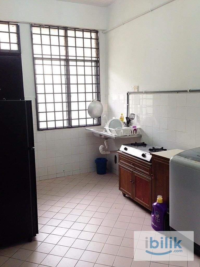 Bilik Sharing Wanita Muslimah Taman Bukit Mutiara near Dato Onn Johor Bahru - Image 4