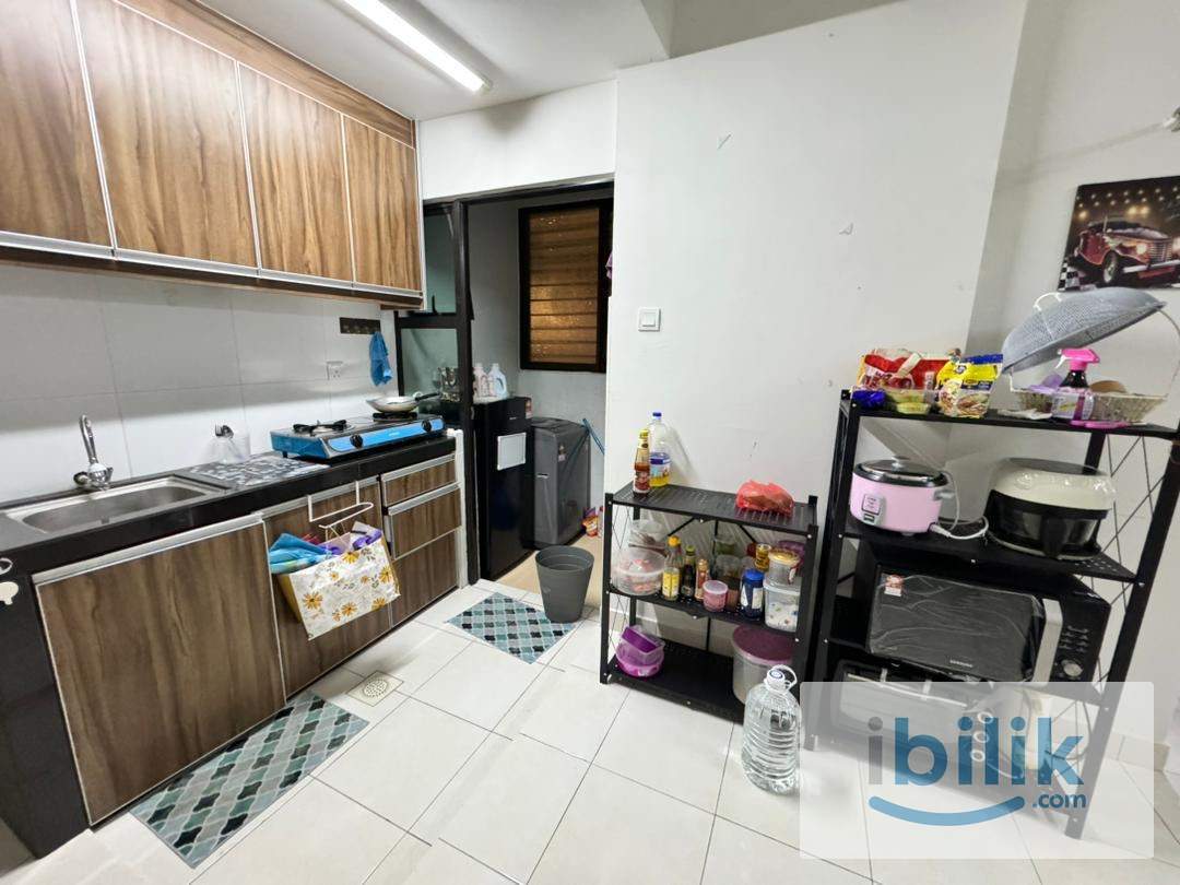 Single Private Bilik Sewa Perempuan Fully Furnished Setia Alam  - Image 3