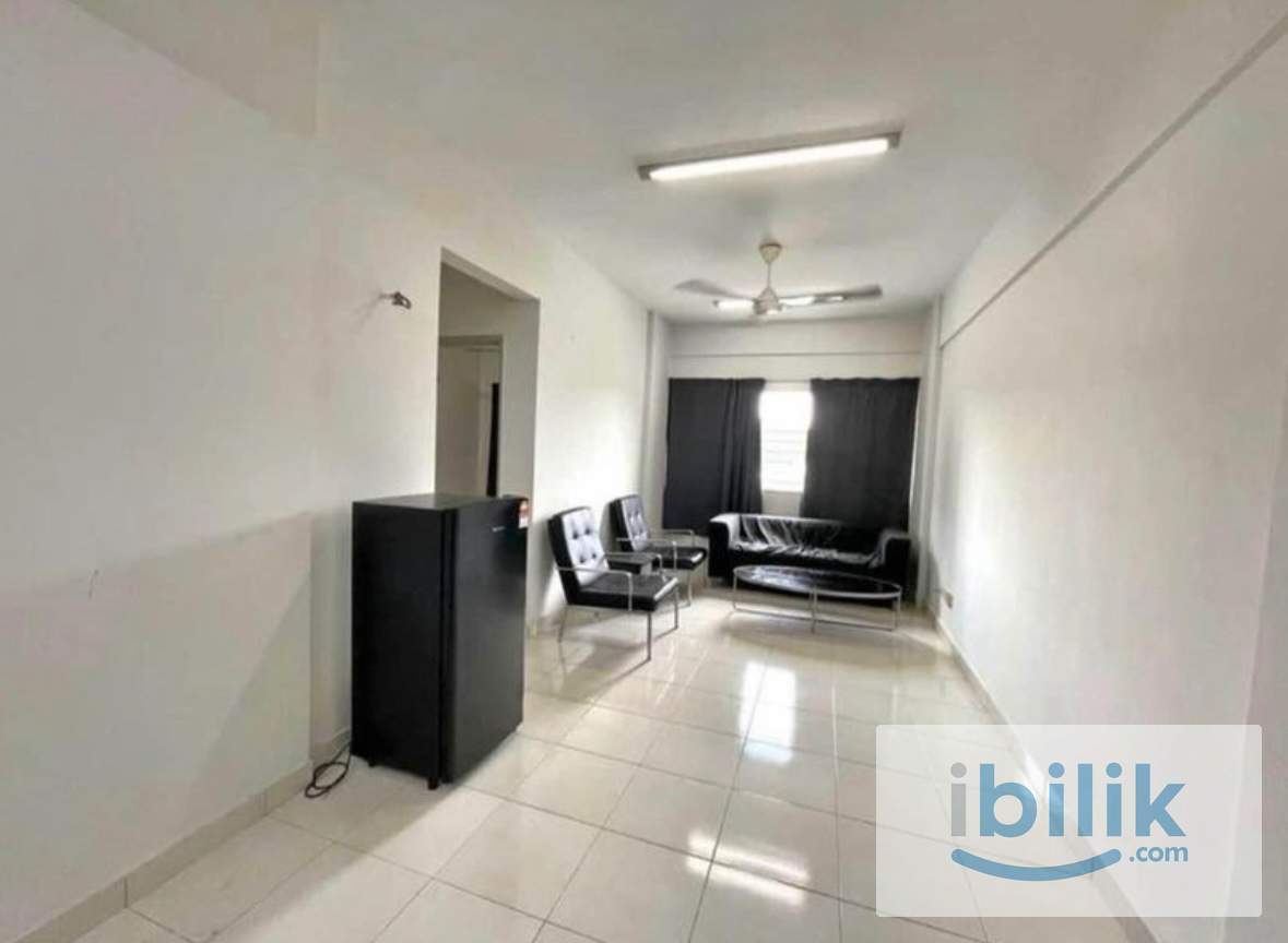 Single Private Bilik Sewa Perempuan Fully Furnished Setia Alam  - Image 4