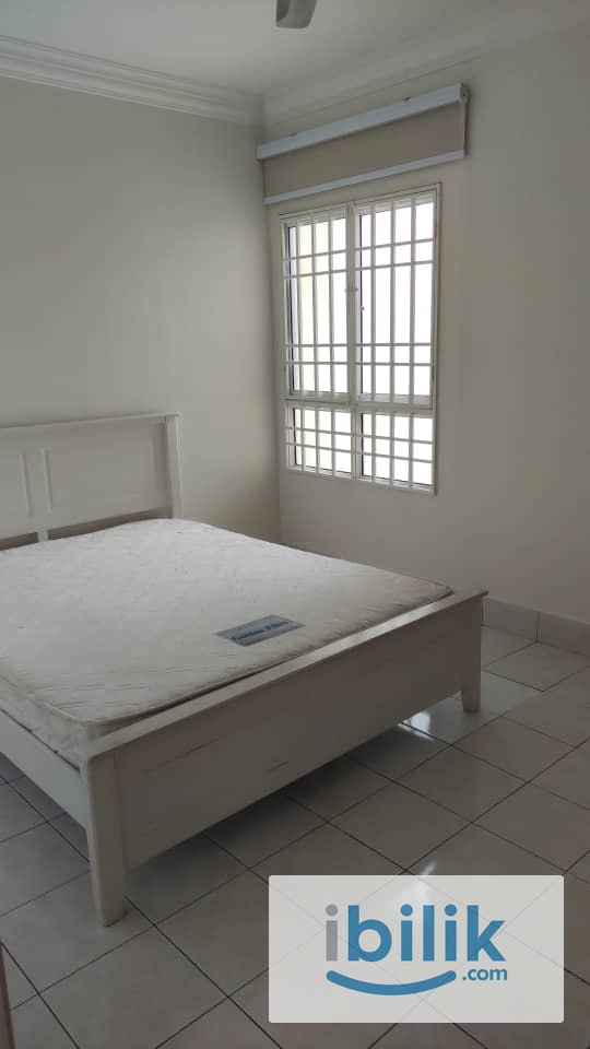 Single room for rent at Greenlane Park - Image 1