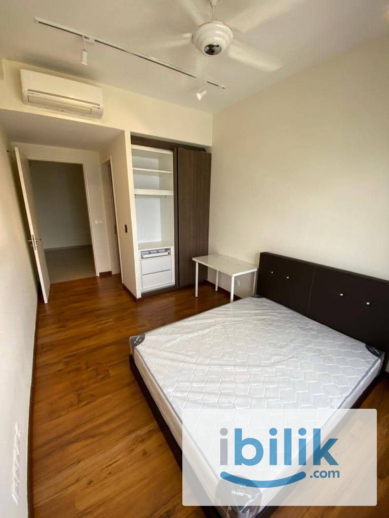 Master room for rent at Petalz Residence - Image 1