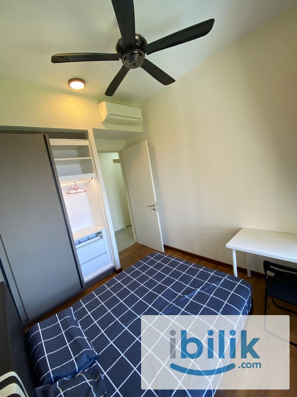Medium room for rent at Petalz Residence - Image 1