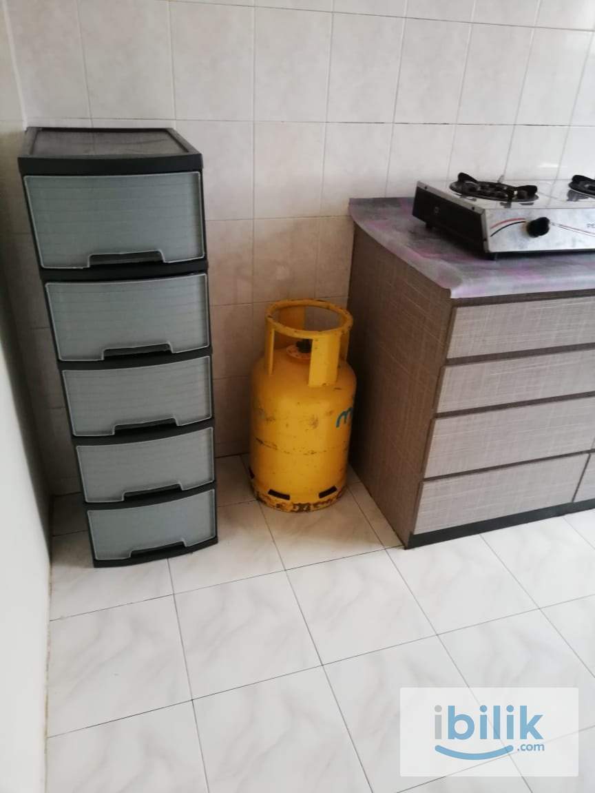 Single room 4th floor Condo for rent - Image 3