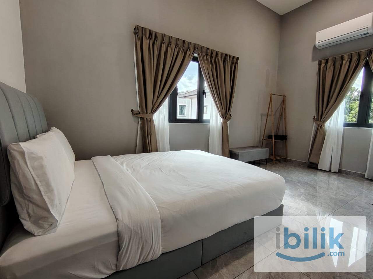 Master room in Bungalow for rent at Pasir Pinji, Ipoh - Image 9