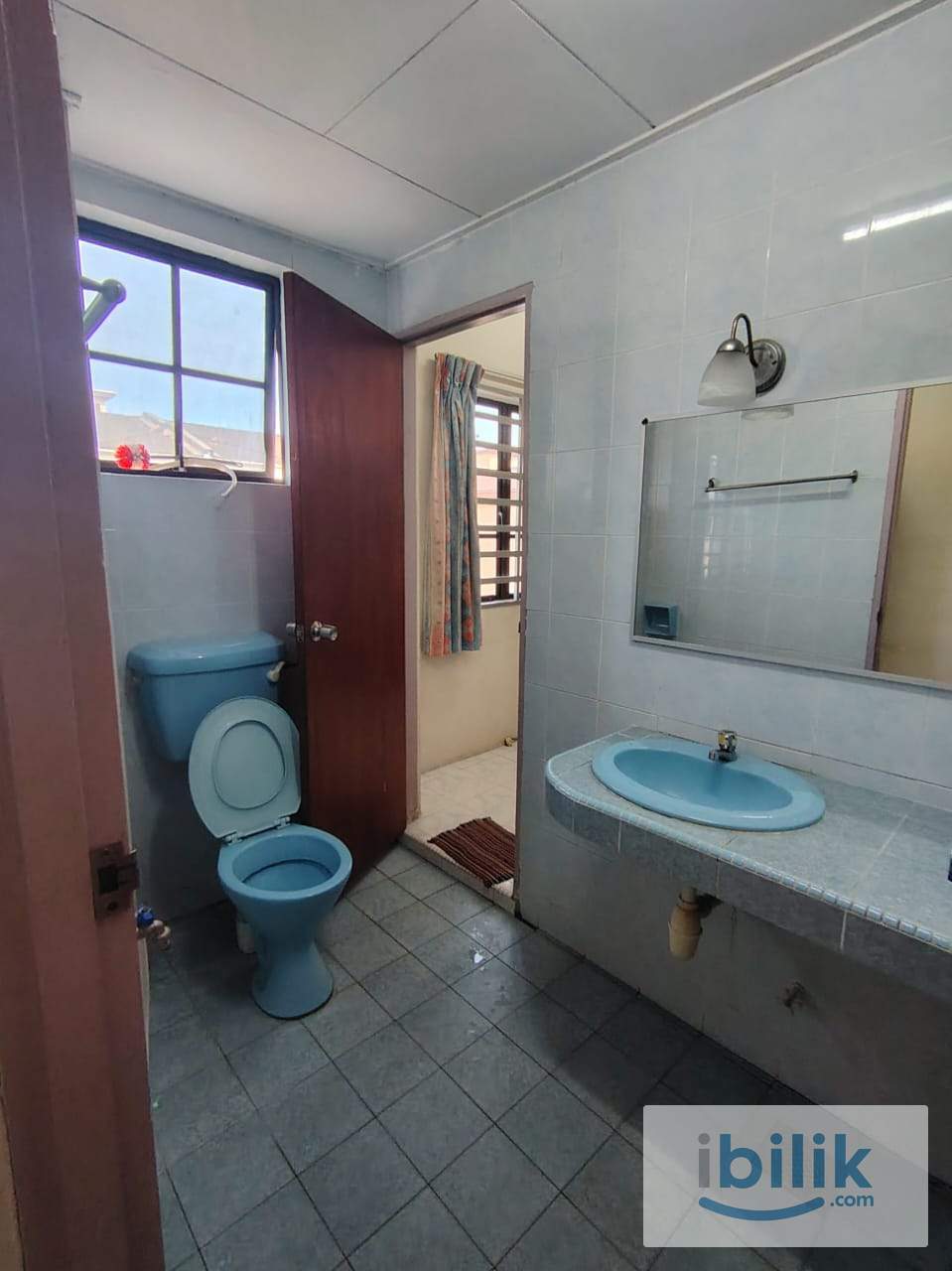 Middle room double bed for rent at Ipoh, Perak - Image 7