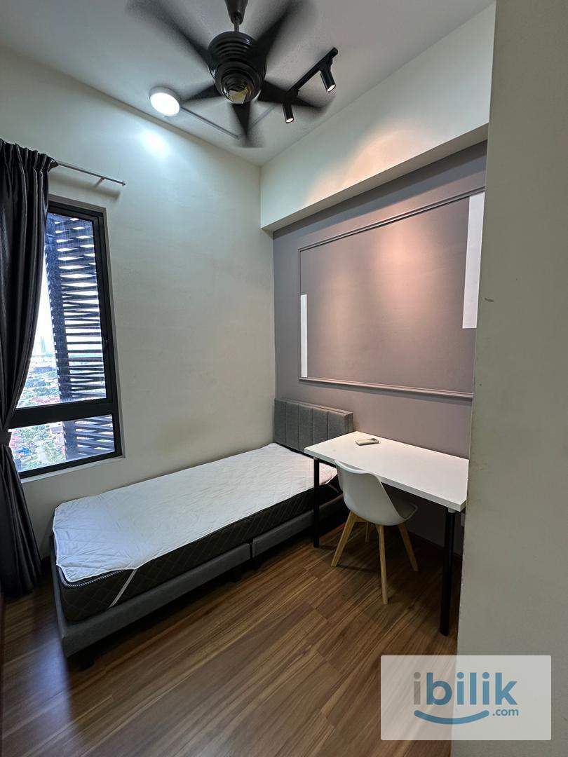 📍Petalz Residence Old Klang Road room rental 🔥Affordable single room - easy access to Mid valley - Image 1
