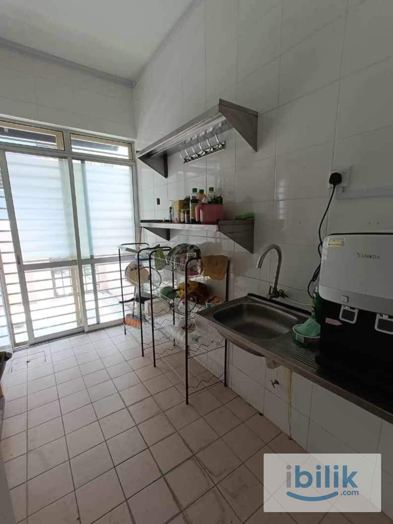 🥳Medium Room For Rent At Bandar Utama🥳Zero Deposit Apply💵Urgent Move In💥Free RM 100 Electric - Image 2