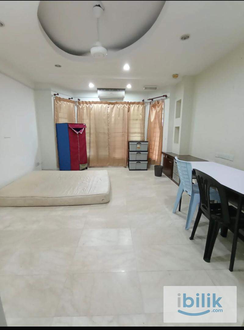 ⚡️⚡️📍Middle Room at Bandar Utama⚡️⚡️Nearby One Utama,Center Point,One Power House,First Avenue😍 - Image 1