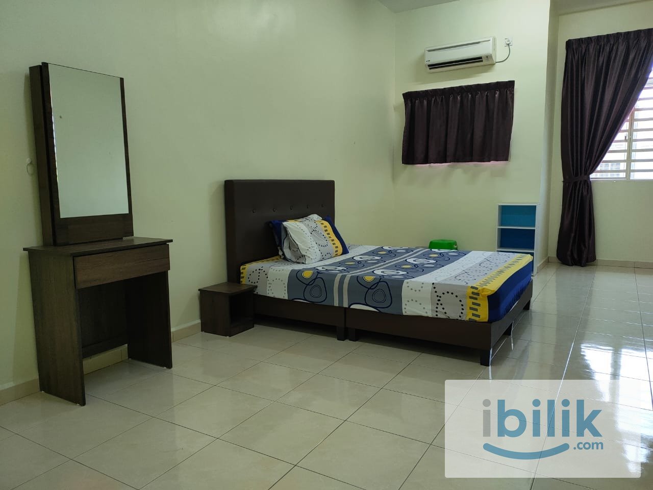 Room for rent Sitiawan  - Image 1