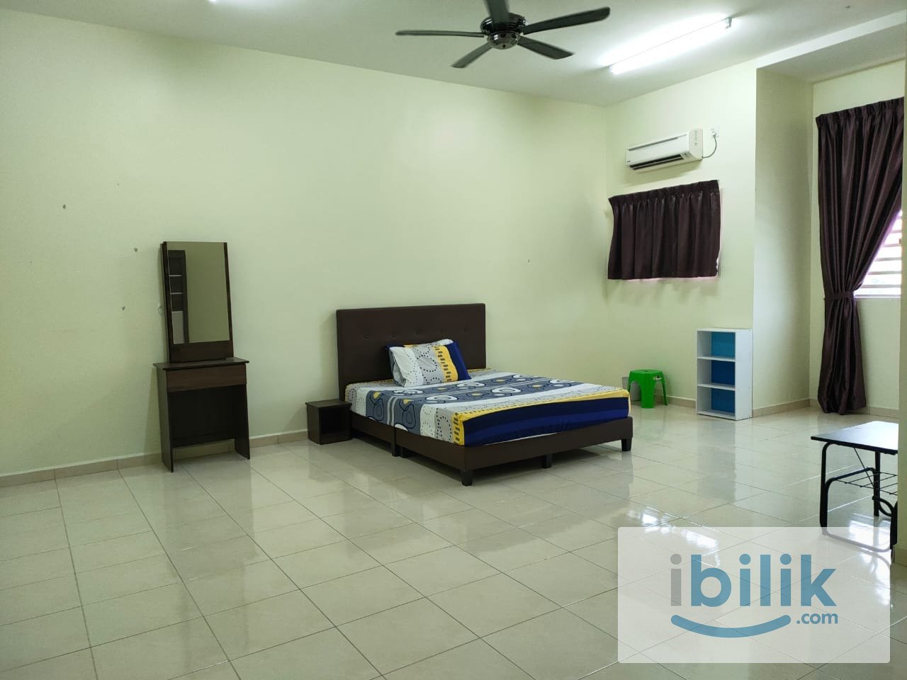 Room for rent Sitiawan  - Image 2