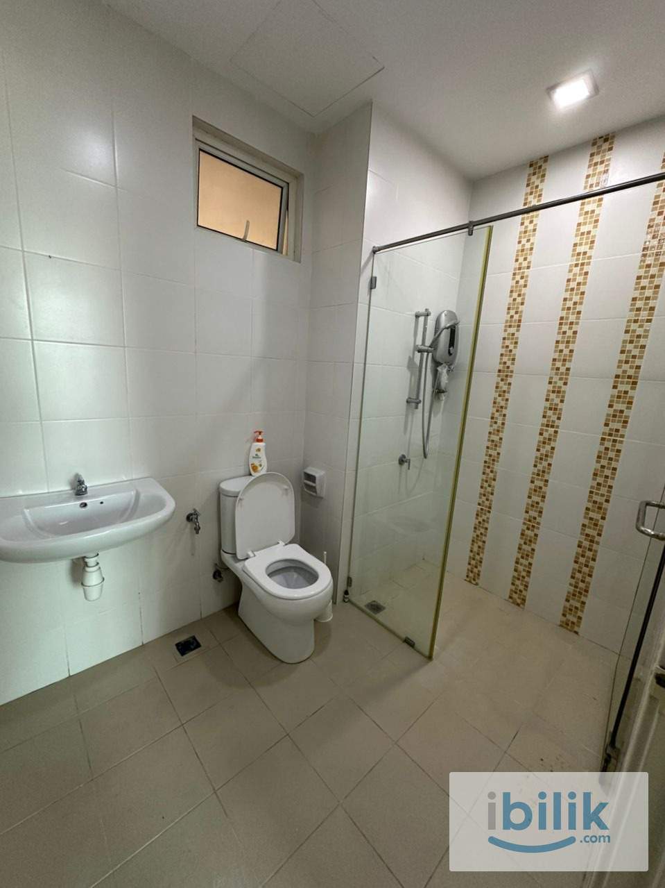 (Room for Rent) Master Room @ Bayan Lepas - Image 4