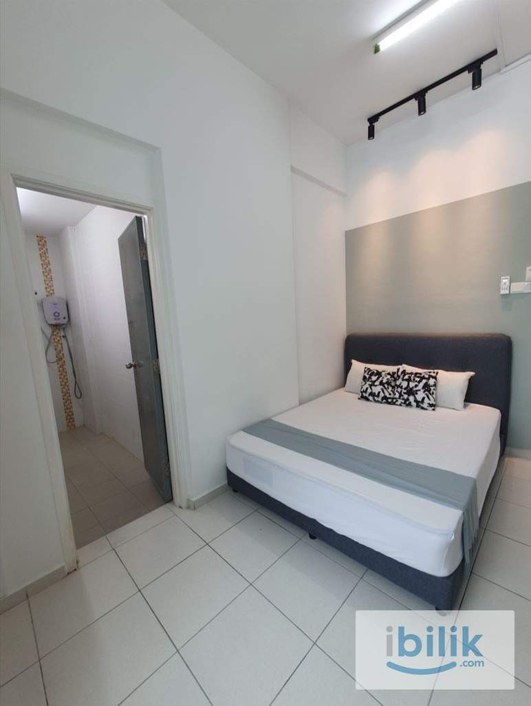 (Room for Rent) Master Room @ Bayan Lepas - Image 1