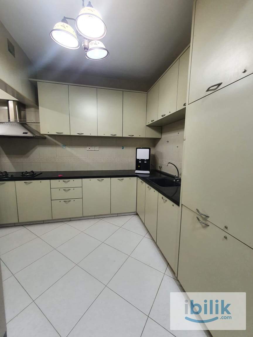 🌴🌟 Big Master Room for Rent @ Georgetown 🌟🌴 - Image 2