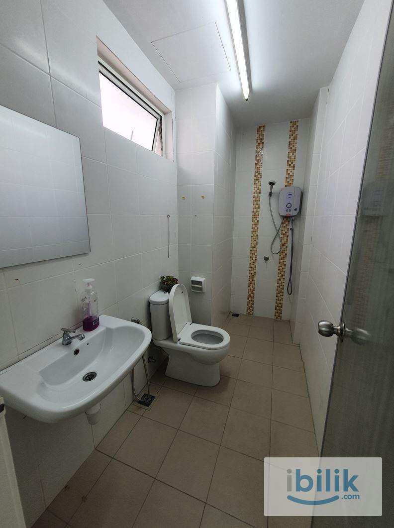 (Room for Rent) Master Room @ Bayan Lepas - Image 4