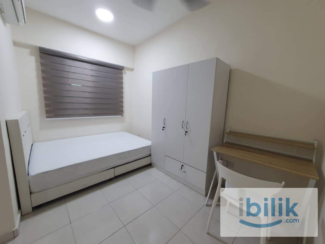 (Room for Rent) Middle Room @ Bayan Baru - Image 1