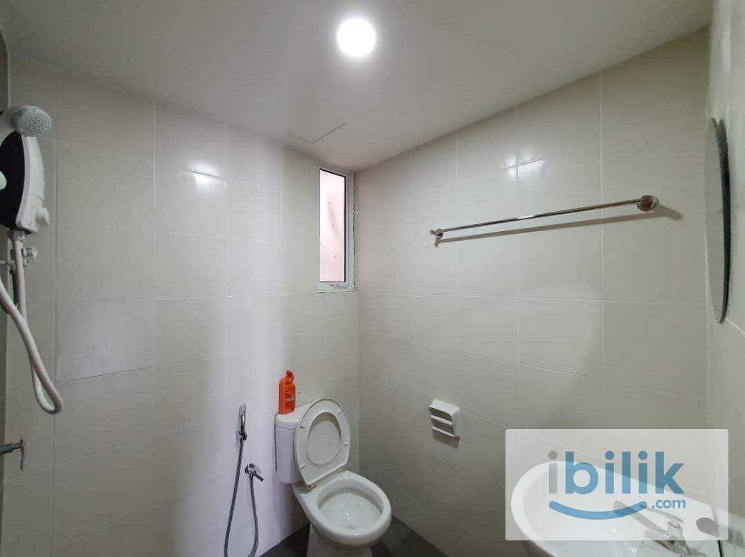 (Room for Rent) Middle Room @ Bayan Baru - Image 4