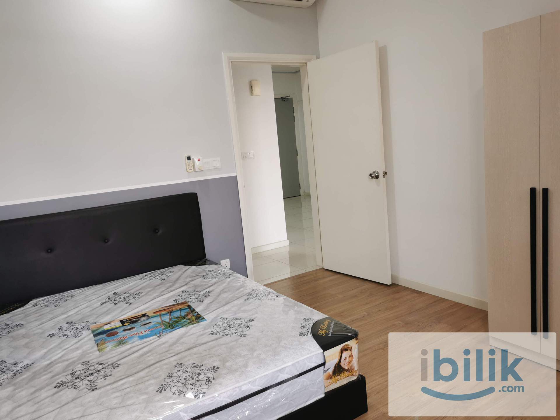 Female Unit - Master Room @ Casa Green Bukit Jalil - Near LRT Station - Image 2