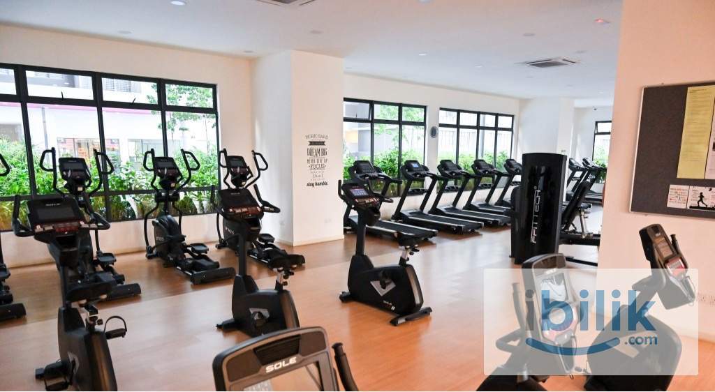 [Female Unit] Master Room [5 mins walking to LRT] Bukit Jalil  - Image 3