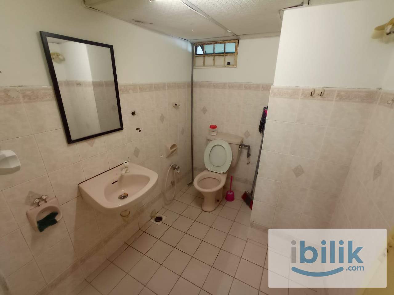 Vista Komanwel B Sri Petaling Female Single Room for Rent | Opposite IMU | Near LRT | Fully Furnished - Image 2