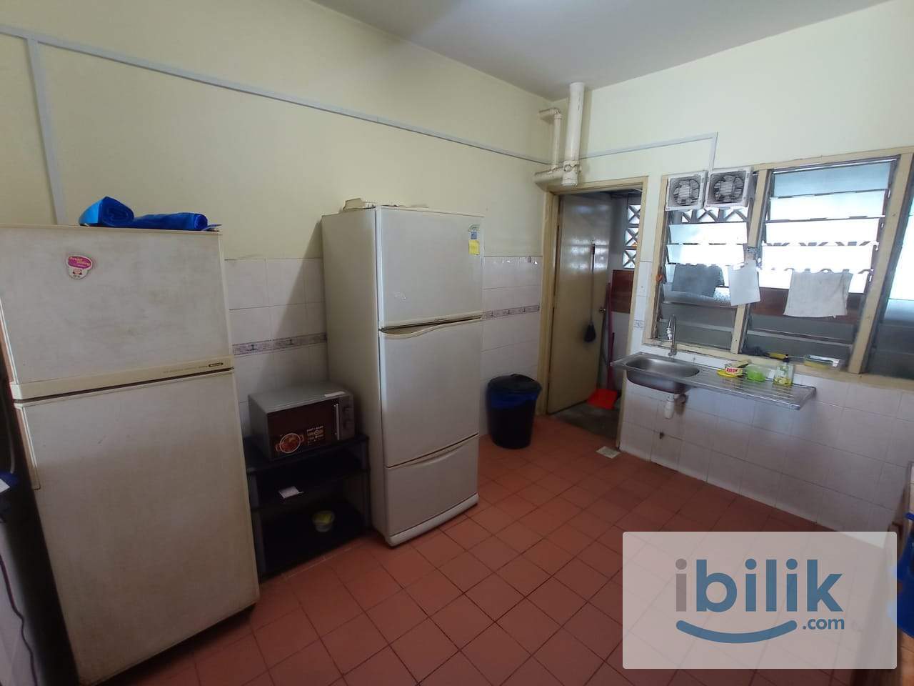 Vista Komanwel B Sri Petaling Female Single Room for Rent | Opposite IMU | Near LRT | Fully Furnished - Image 5