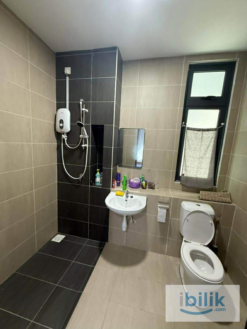 JB Master Bedroom for rent  - Image 6