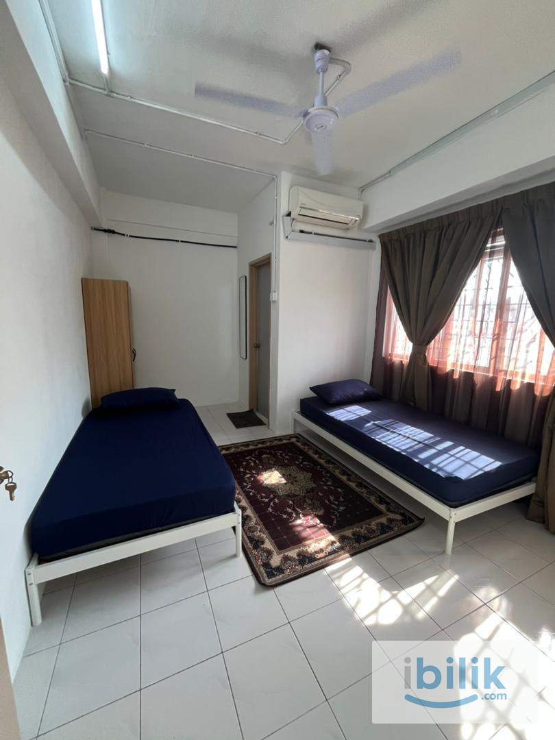 Room For Rent At Seri Kembangan - Image 9