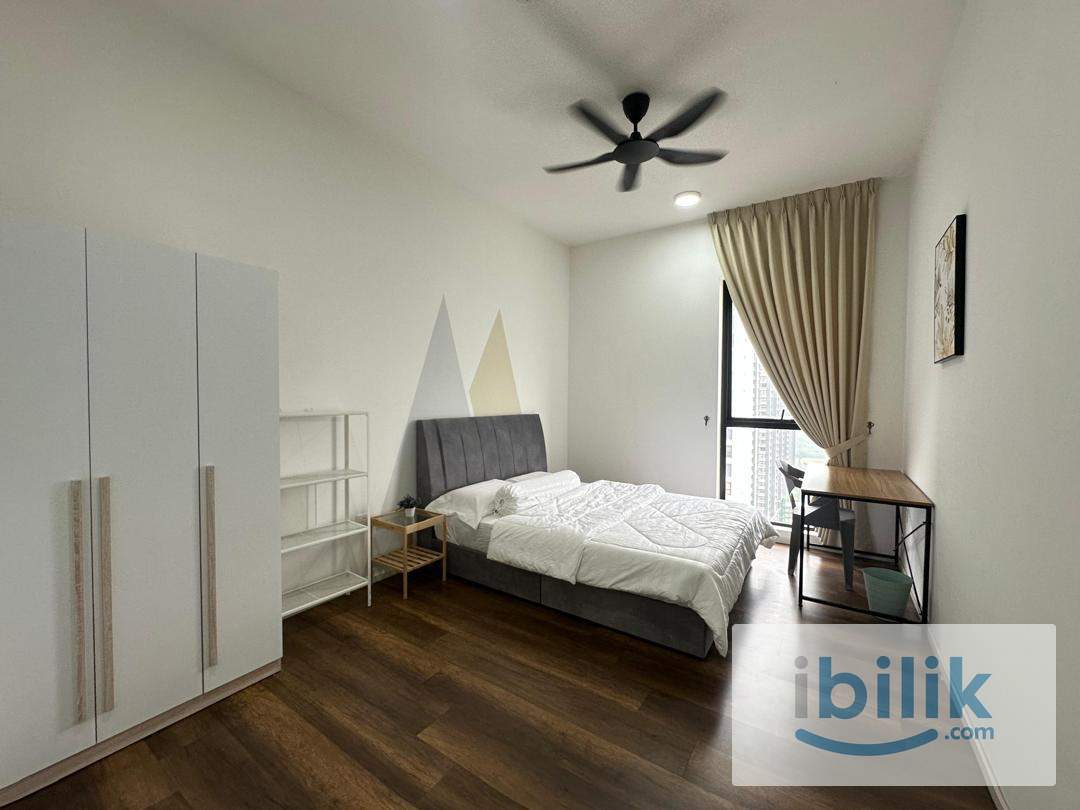 Brand New Medium Room at SQWhere, Sungai Buloh, MRT (Female Only) - Image 2