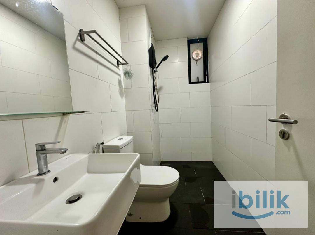 Sqwhere, Super Single Room Fully Furnished, MRT Linked - Image 6