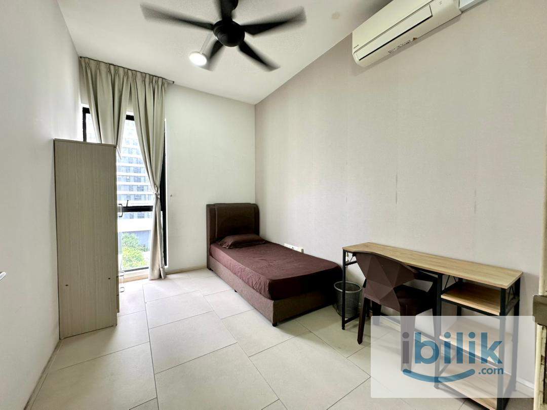 Super Single Room at SQWhere, Sungai Buloh MRT - Image 1