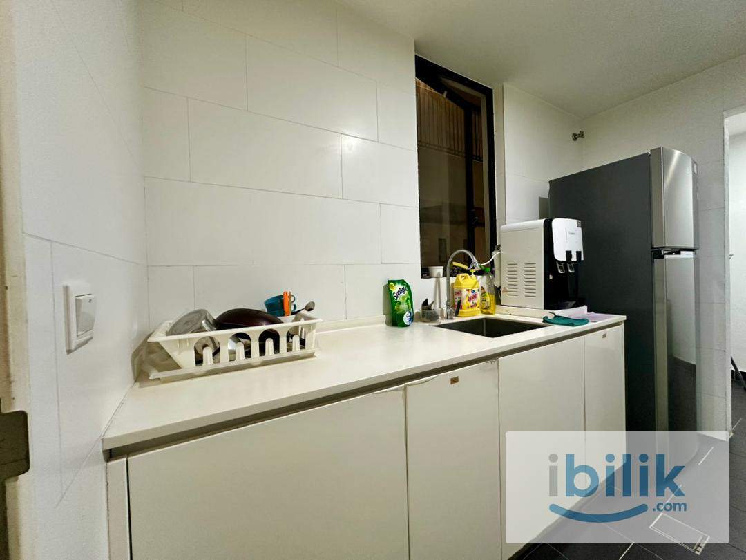 Master Room at SQWhere, Sungai Buloh - Image 3