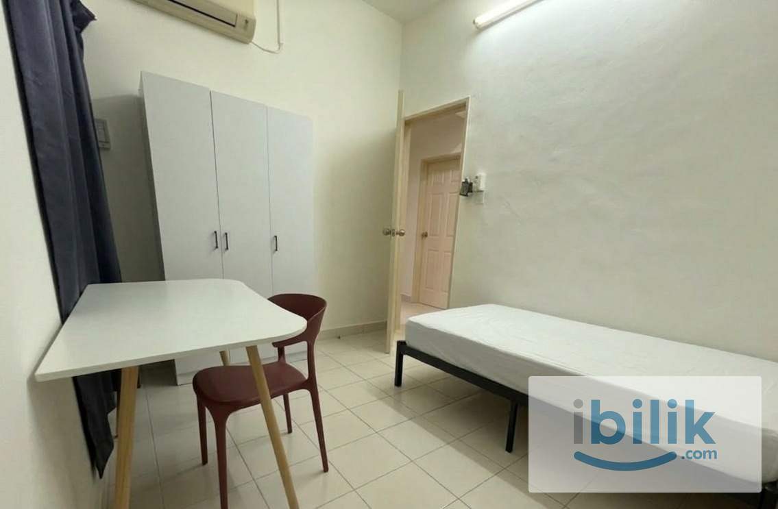 Suriamas Sunway - Small Room (Chinese) - Image 1