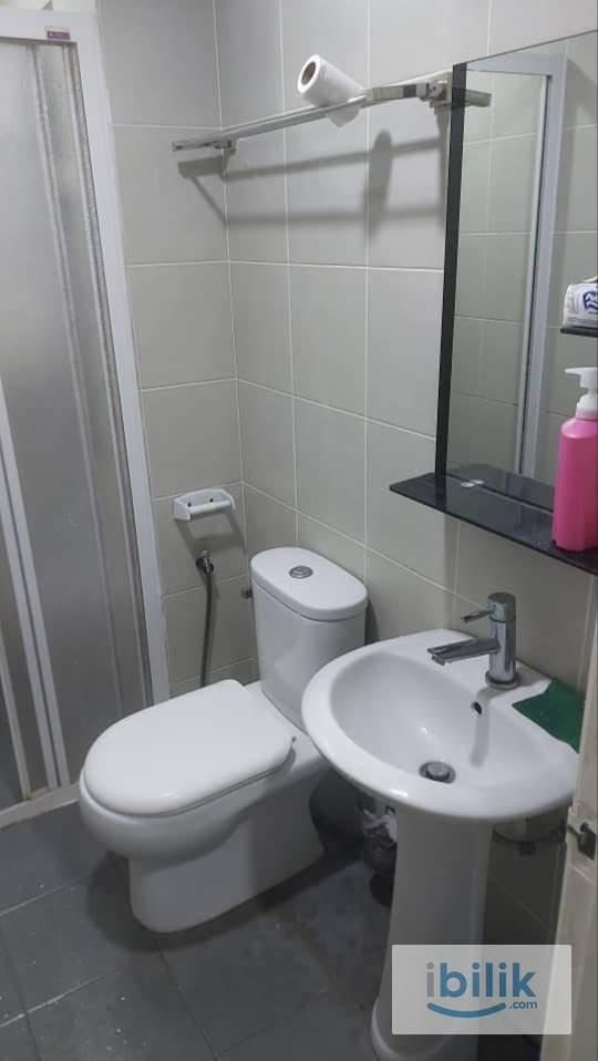 Middle Room - Image 1