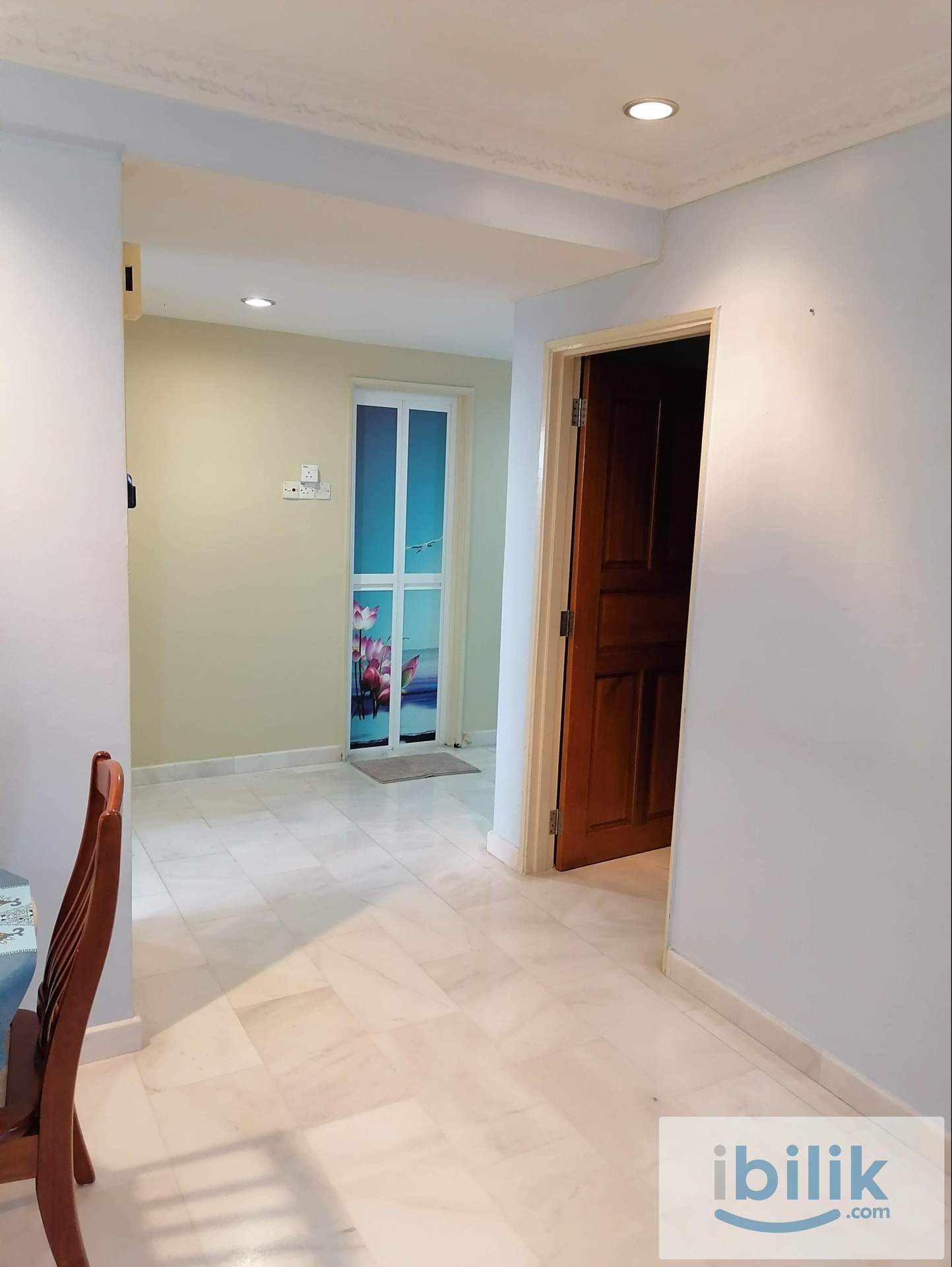 Master Bedroom - Image 5