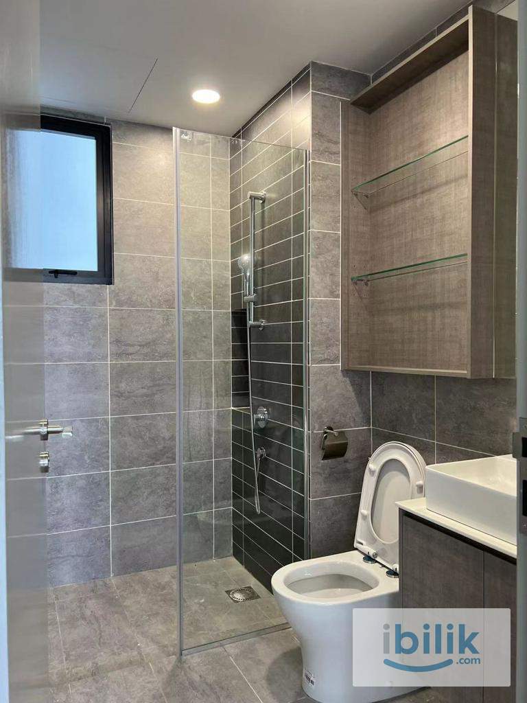 FEMALE ONLY, FREE WIFI & CLEANING, Private Bathroom Master Millerz Square Old Klang Road - Image 5