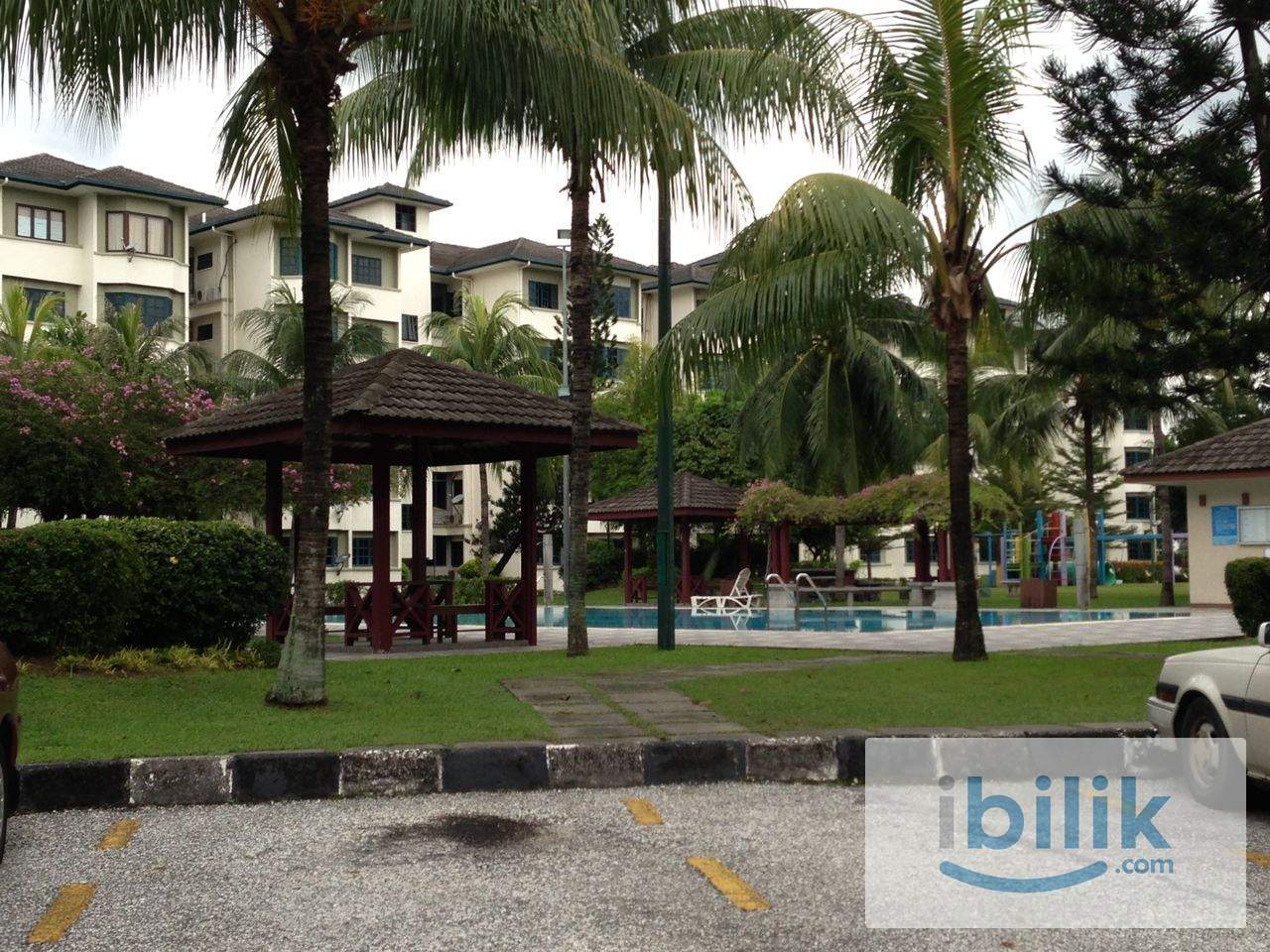 10mins walk to Taylor, FREE WIFI+UTILITIES, Medium Room @ Sunway Court, Pjs 7, Sunway - Image 4