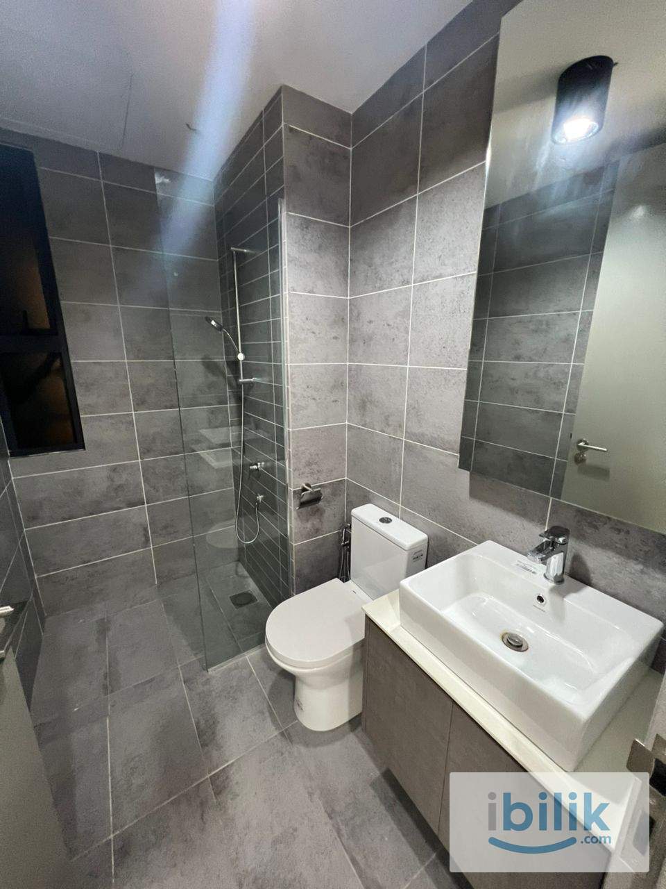 FEMALE ONLY, Millerz Square Old Klang Road near Divo Midvalley, Free Wifi Master Room for rent - Image 4