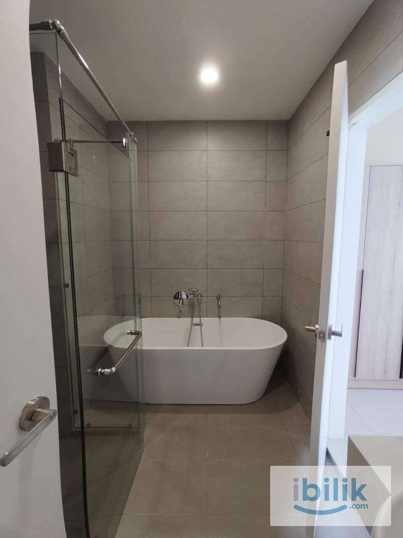 Dorsett Waterfront Subang SS12 behind subang medical, FREE 1 carpark Studio 1 bedroom for rent. - Image 1