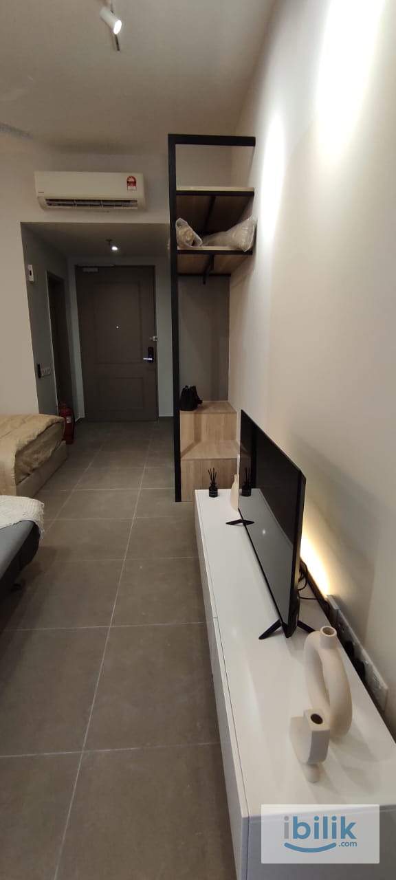 Mossaz by Exsim Studio Unit Fully Furnished Near MRT | RM1600 - Image 2